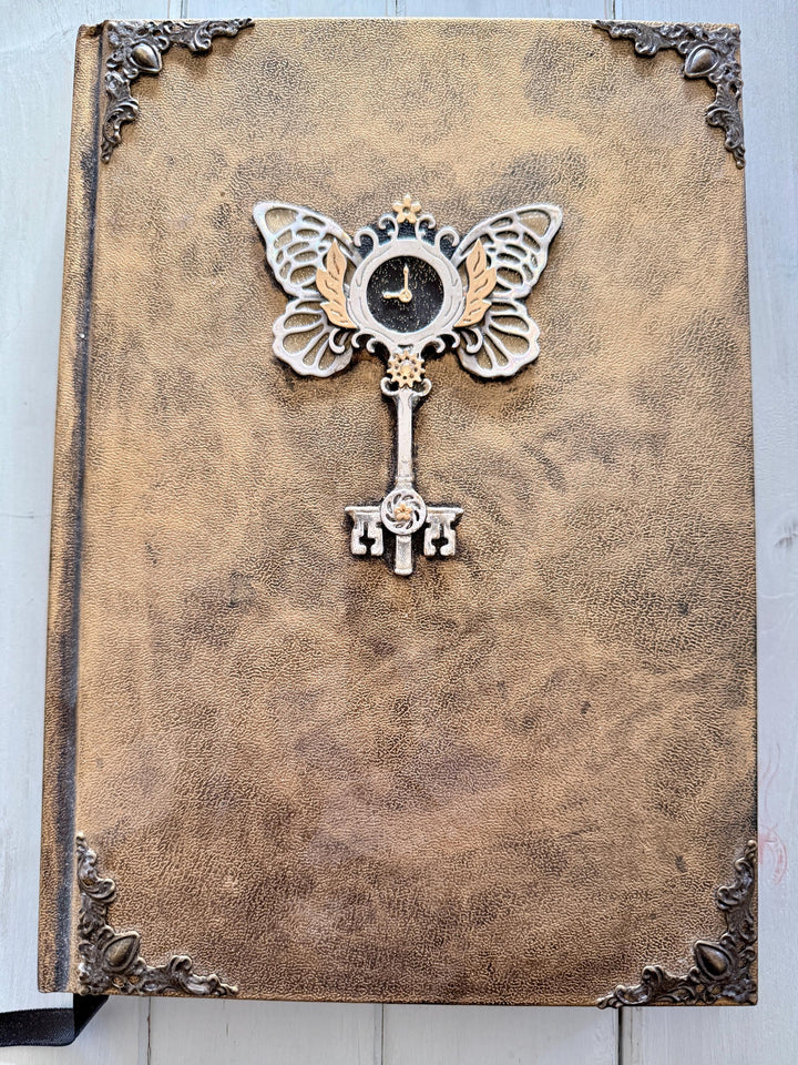 Heart Key Journal: Resin Embellishment, Antique-Look Hardcover